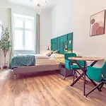 Comfortable 1Br Apt In Beautiful Location